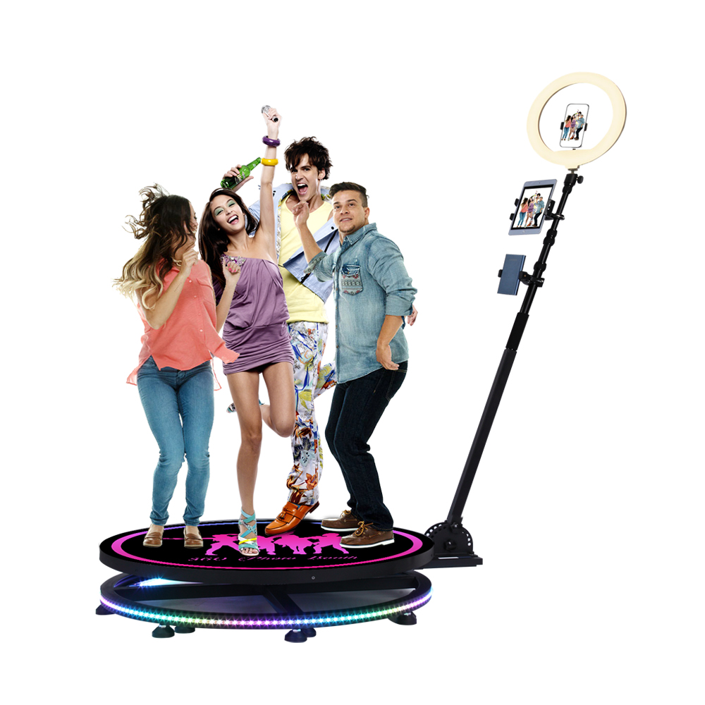 360-photo-booth-with-black-flight-case
